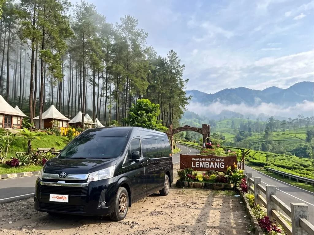 Biaya dan Tips Sewa Hiace ke Lembang untuk Perjalanan Luar Kota