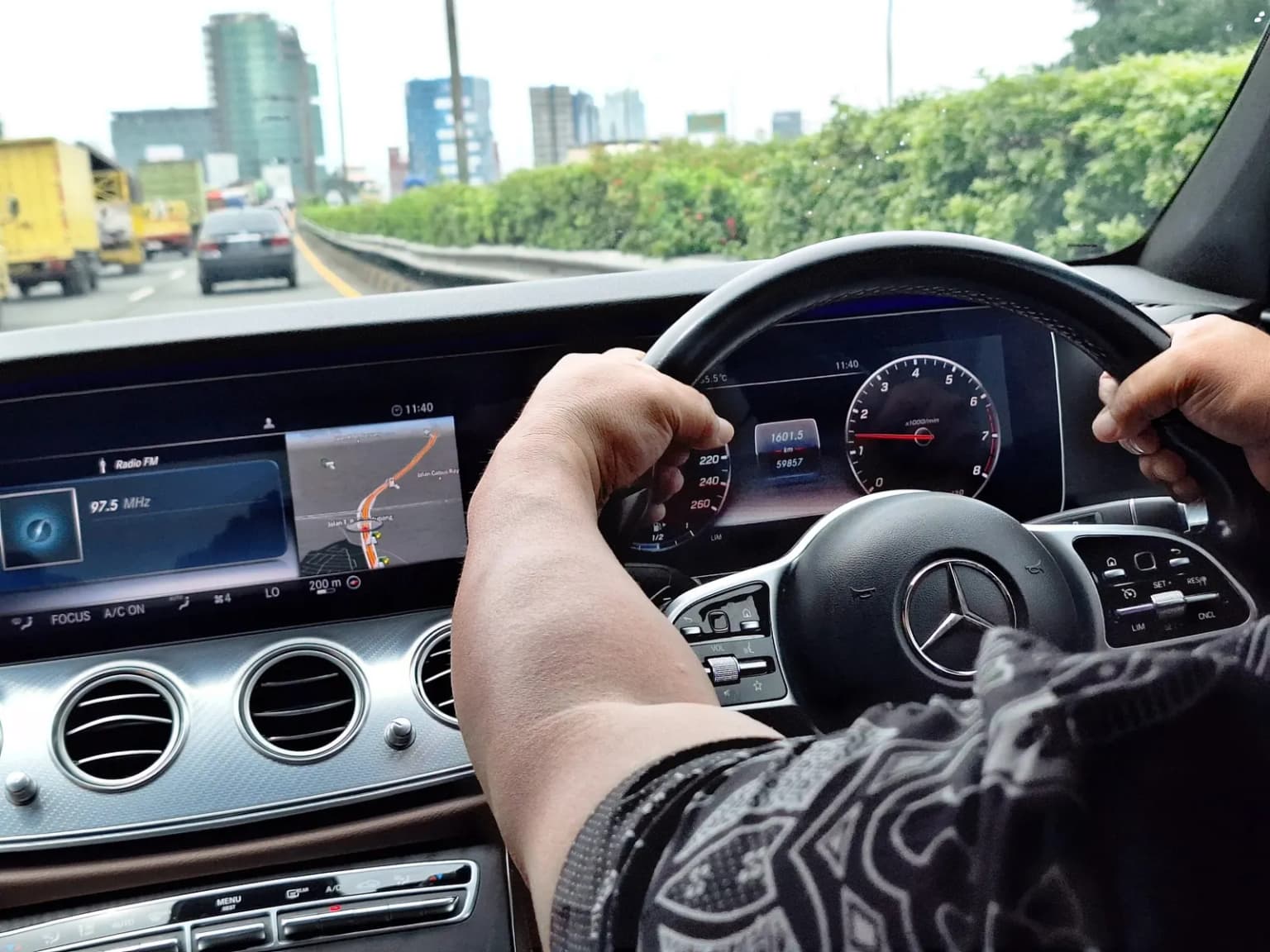 Ingat! Cara ini Dapat Menghemat Bensin Mobil