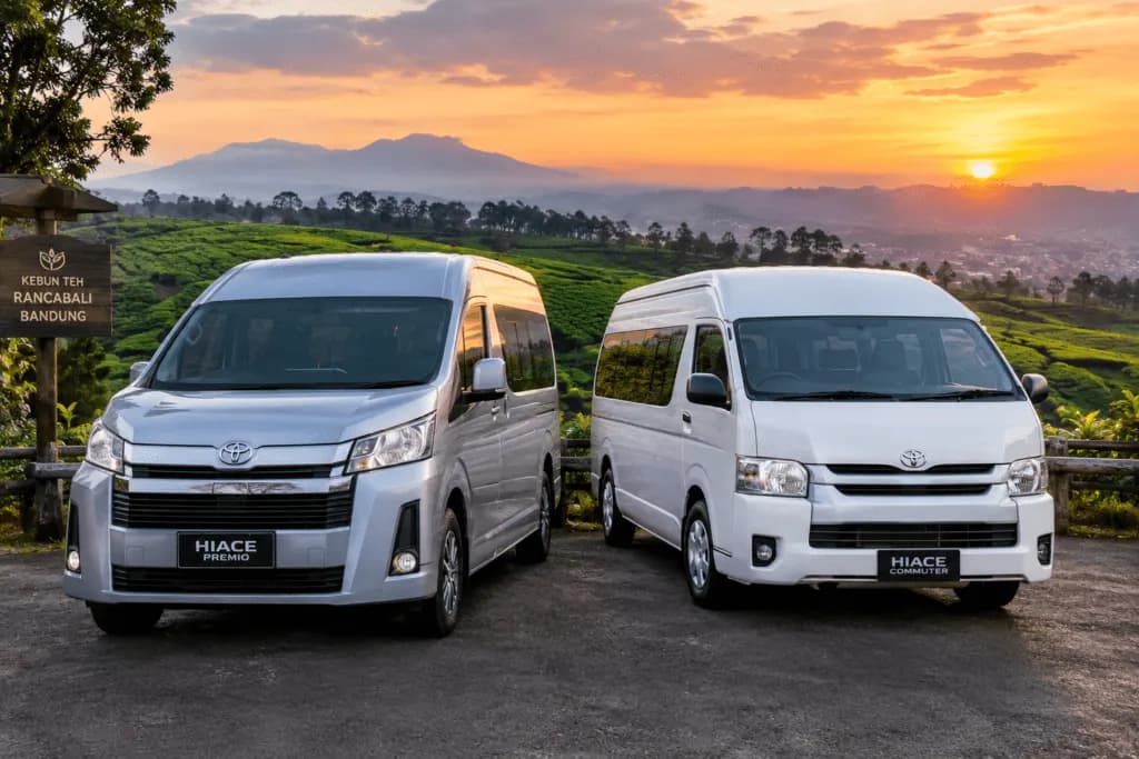 Perbandingan Biaya Sewa Hiace Premio vs Commuter ke Bandung untuk Rombongan Wisata
