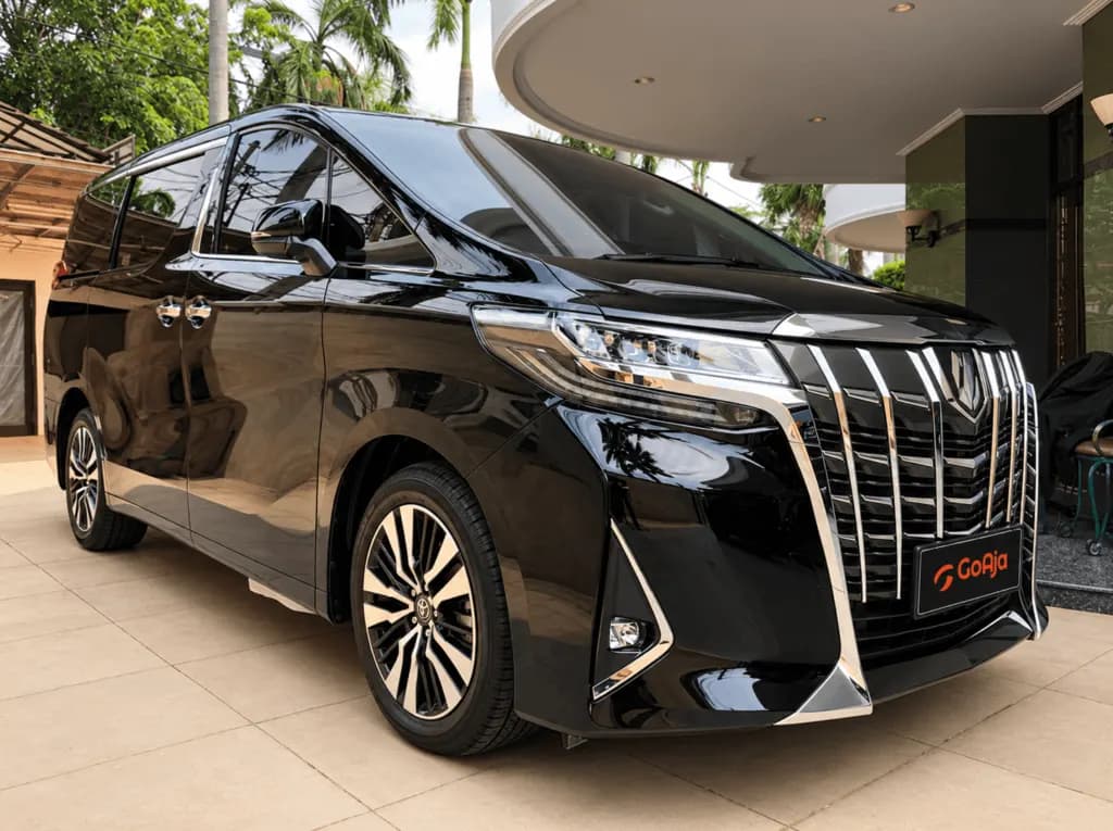 Sewa Alphard Cipayung untuk Antar Jemput Bandara dan Perjalanan Bisnis