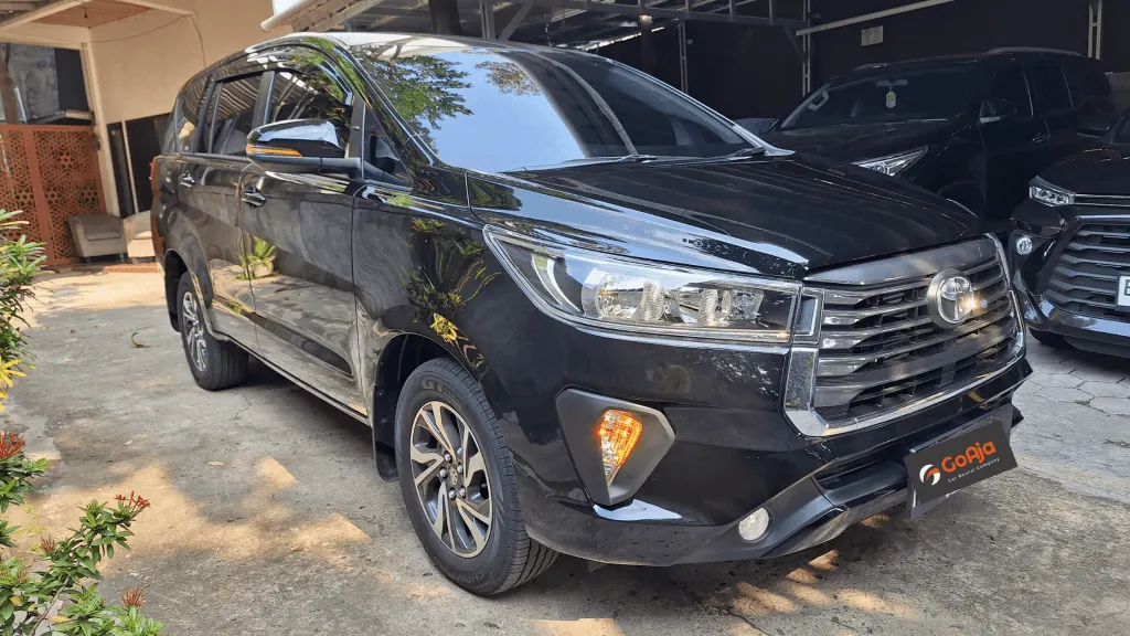 7. Toyota Innova Reborn-min