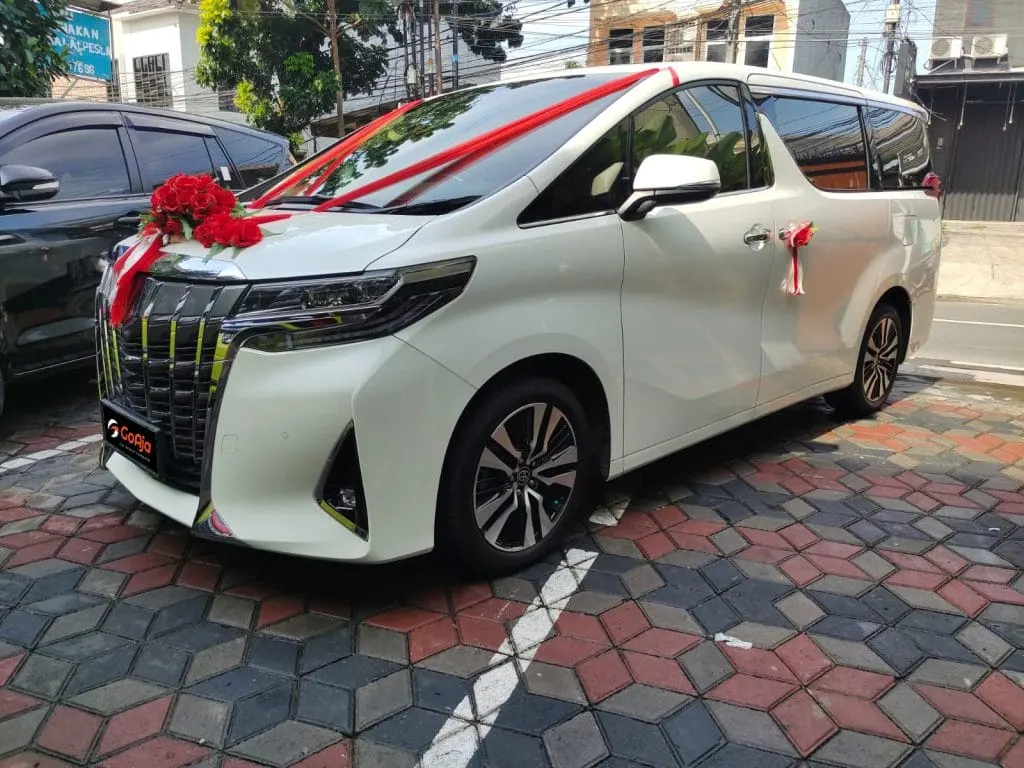 Wedding Car Alphard