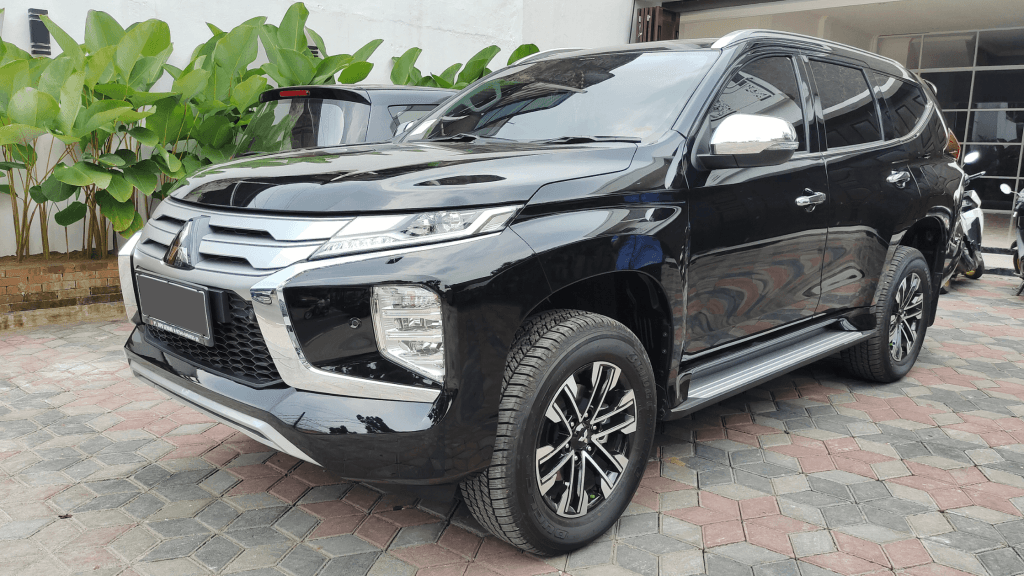 5. Mitsubishi Pajero Sport-min
