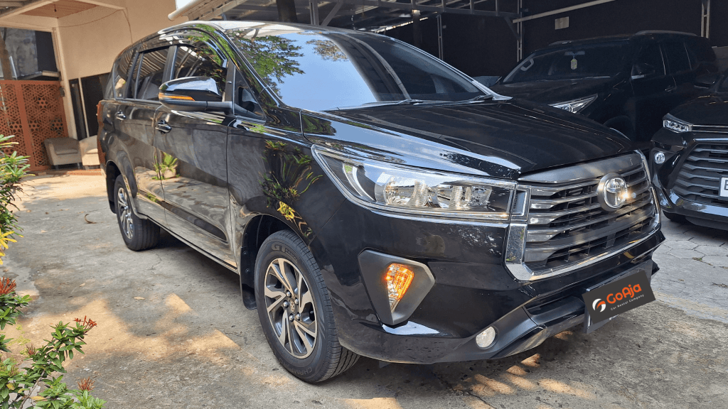 7. Toyota Innova Reborn-min