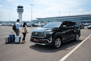 Sewa Innova Zenix Harian